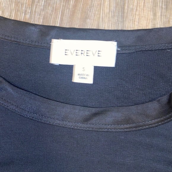 Evereve size small ladies black dress with pockets - Picture 4 of 8